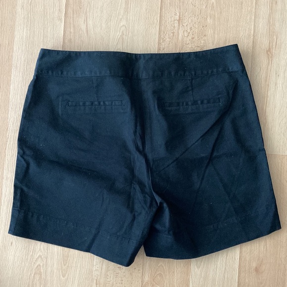 DKNY black shorts size 8 - Picture 4 of 5